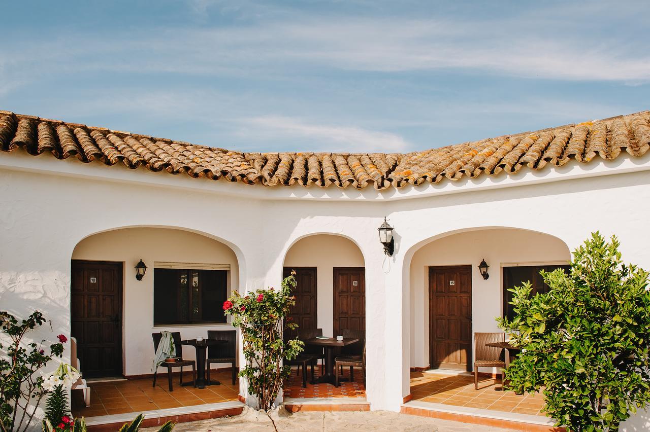 La Codorniz Hotel Tarifa Bagian luar foto