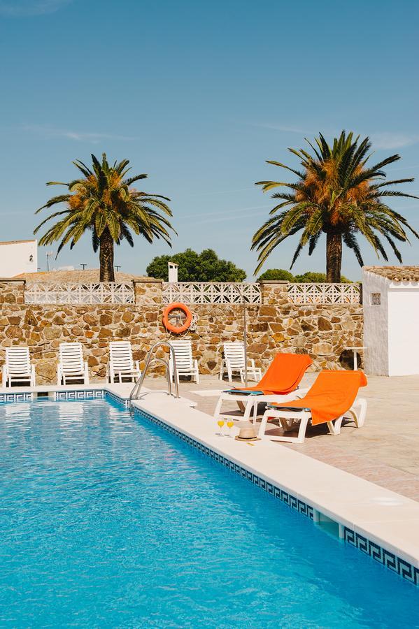 La Codorniz Hotel Tarifa Bagian luar foto