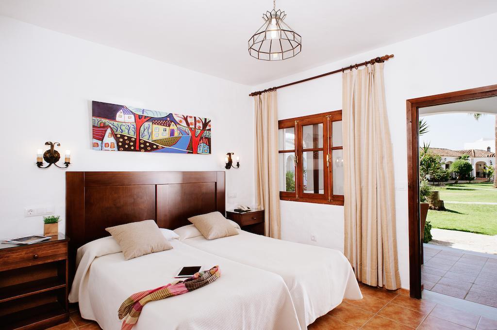 La Codorniz Hotel Tarifa Ruang foto